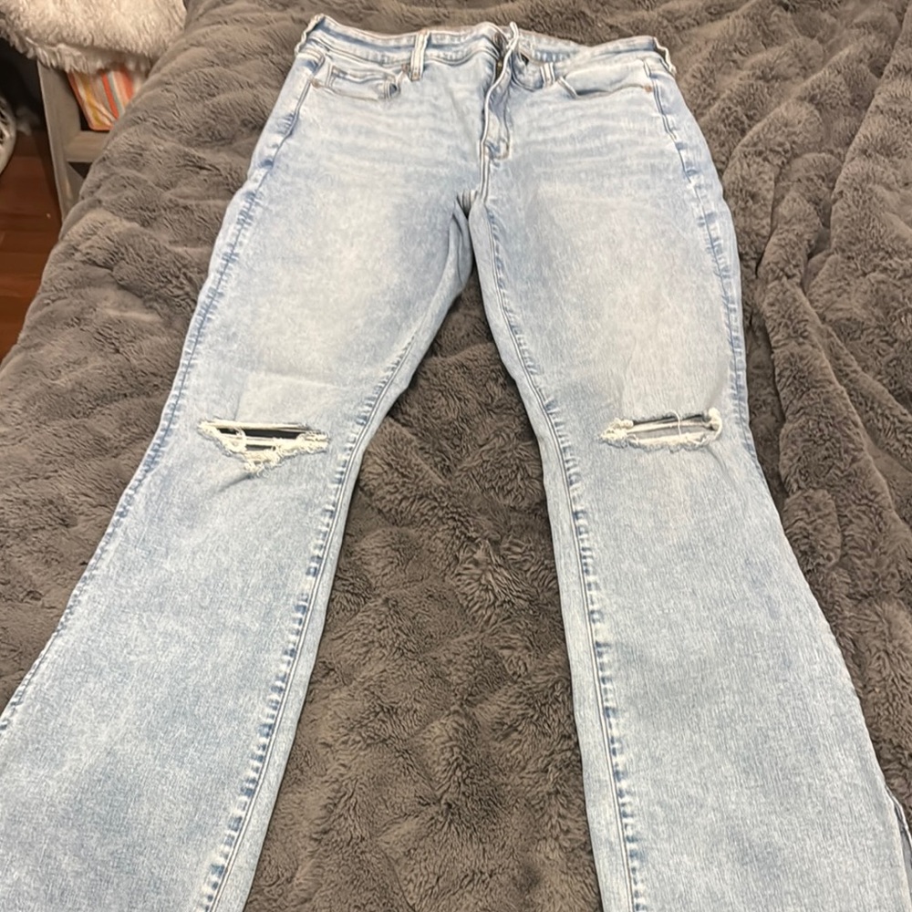 American Eagle Light Blue Distressed Women's Jeans skinny flare style
